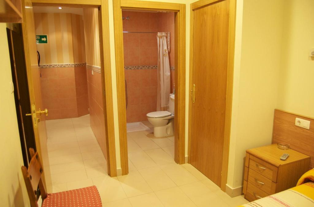 Pension Zorroza 1 Bilbao Oda fotoğraf